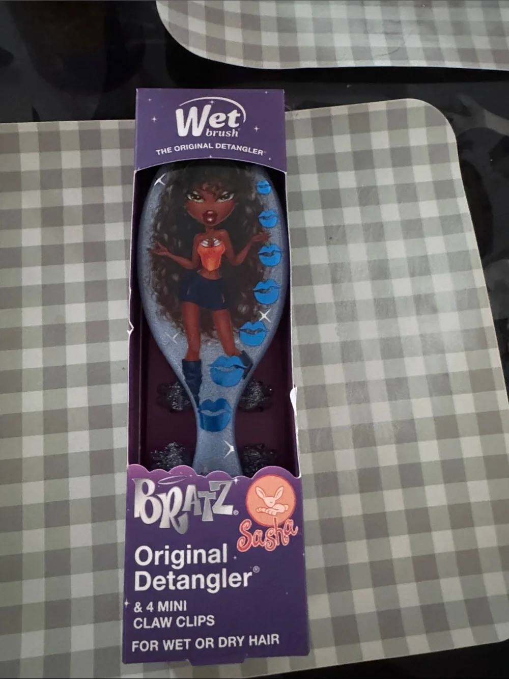 Bratz Sasha Kids Detangler Brush - Blue Handle